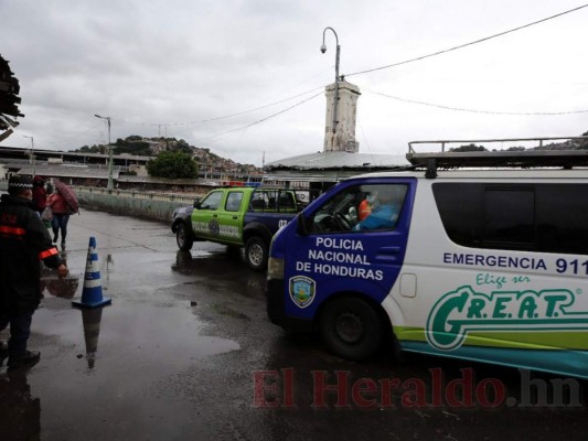 Una muerte y devastación deja la tormenta Iota a su llegada a Honduras (FOTOS)