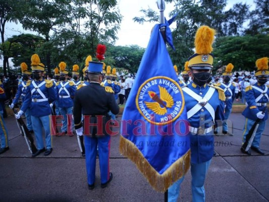 Discursos, color y homenajes a Honduras: así comenzaron fiestas de Independencia