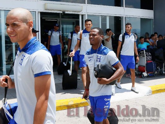 FOTOS: 'Los pelones', Jonathan Rubio no pudo evitar el ritual tras debutar con la H