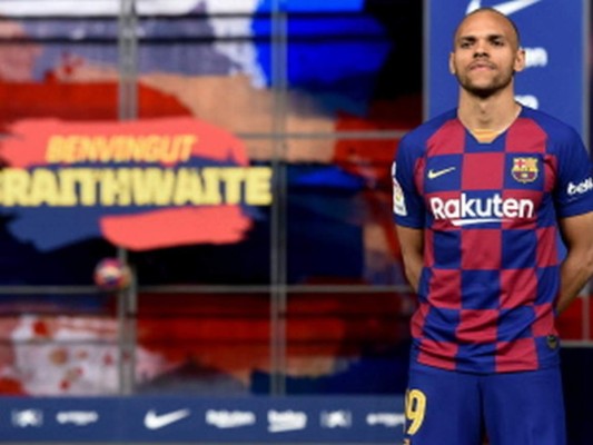 Fotos: Así fue la presentación de Martin Braithwaite en el Barcelona