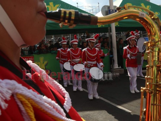 Grupos marciales deleitaron en I Concurso de Bandas de EL HERALDO 2019