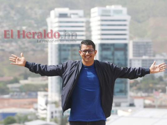 FOTOS: Él es Jorge Fermán, exjugador de Olimpia y periodista que sueña con cubrir un Mundial