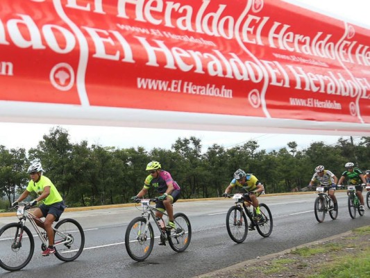 El color, ganadores, fuerzas vivas y curiosidades de la Sexta Vuelta Ciclística