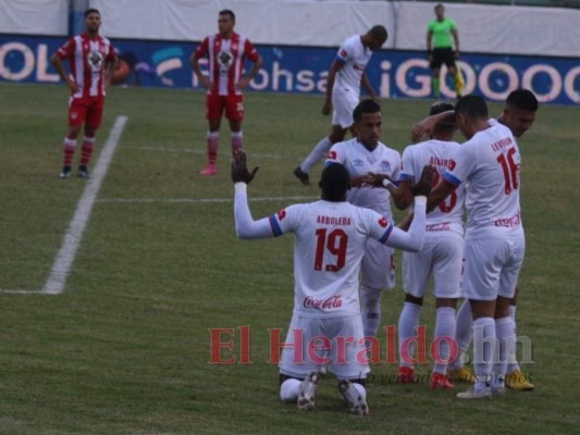 Las mejores imágenes que dejaron las clasificaciones de Olimpia y Motagua a la final