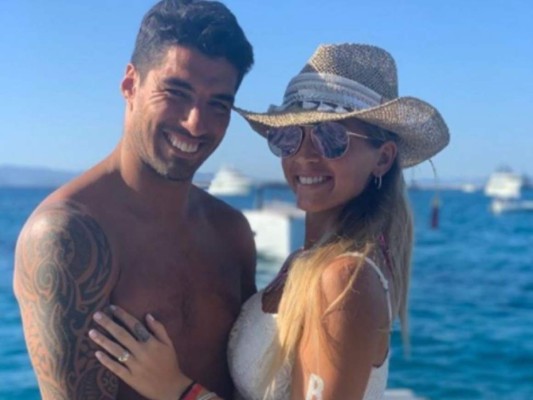 Fiestas, viajes y autos: los lujos de Luis Suárez (FOTOS)