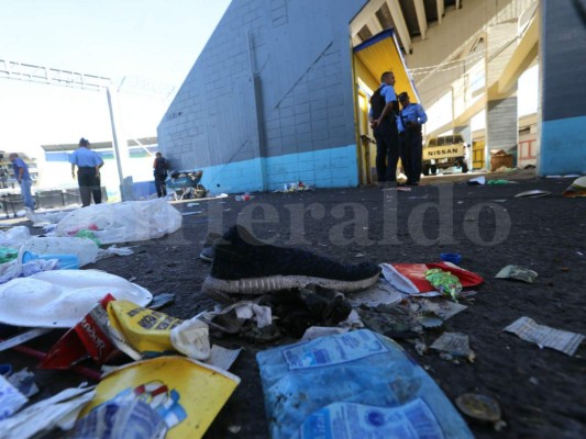 Las huellas de la mortal estampida en el estadio Nacional de Tegucigalpa