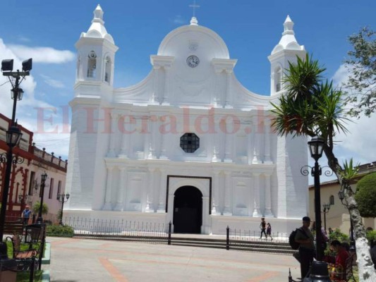 Hora para ver el eclipse solar del 21 de agosto en las principales ciudades de Honduras