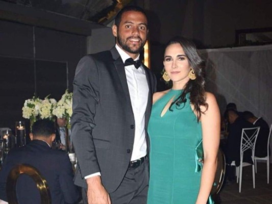 Así fue la boda de Edrick Menjívar, portero del Olimpia, con la guapa Takashi McNab