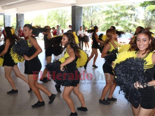 FOTOS: Dinámicas pomponeras del Central están listas para impresionar