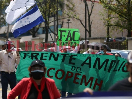 Así fue la protesta de maestros en la capital contra la intervención del Inprema