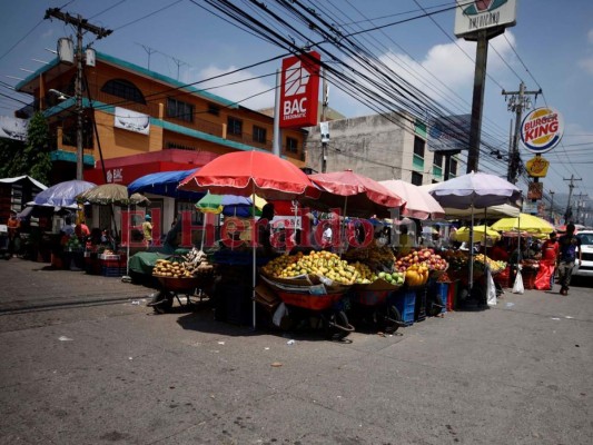 FOTOS: Mercado Zonal Belén reabre tras profunda desinfección