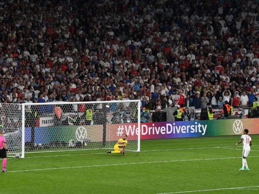 La celebración italiana, la decepción inglesa e invitados de lujo en Wembley: la final de la Euro en imágenes