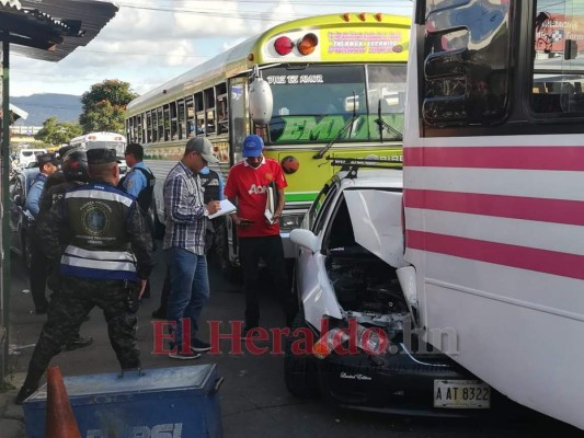 La escena del crimen contra motorista acribillado frente a su hijo