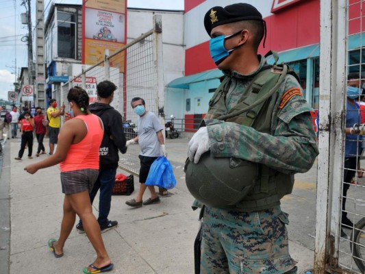 FOTOS : Guayaquil, la ciudad de Ecuador que paga con muertos los errores del manejo de la pandemia