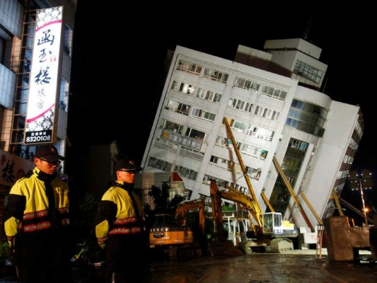 Los fotos más impactantes que dejó el sismo en Taiwán