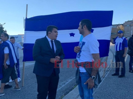 La fiesta catracha en el BMO Field durante el Honduras - Canadá (Fotos)