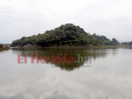 Aumenta nivel en represa Los Laureles tras lluvias: Un recorrido en fotos