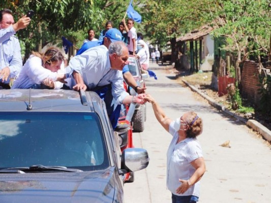 ¿Qué hacen los aspirantes presidenciales a una semana de las elecciones primarias? (Fotos)