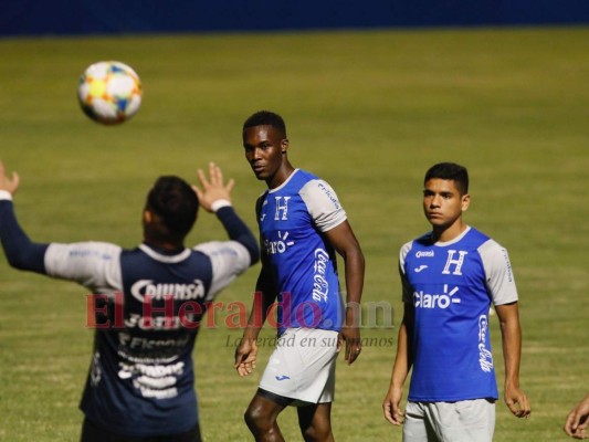 Risas, emoción y nuevas caras: Así fue el segundo entreno de Honduras