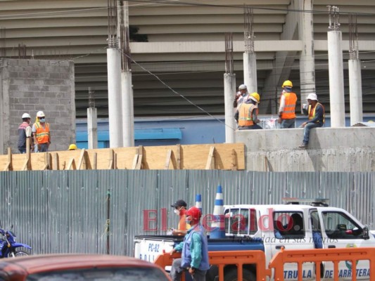 A excepción del uso de mascarilla, comercios de la capital viven peligrosa normalidad  