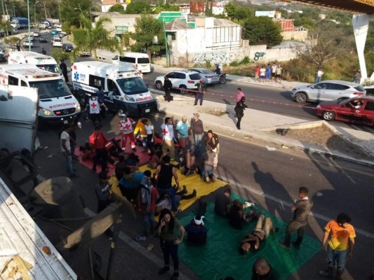 Gritos, destrozos y consternación: La desgarradora escena del accidente en Chiapas (FOTOS)