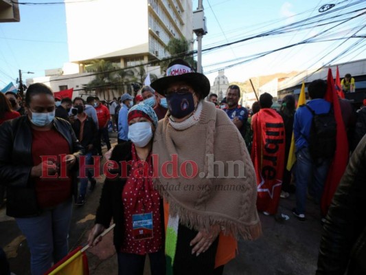 Sin energía eléctrica y cercado de simpatizante de Libre: ambiente en el Congreso Nacional (FOTOS)