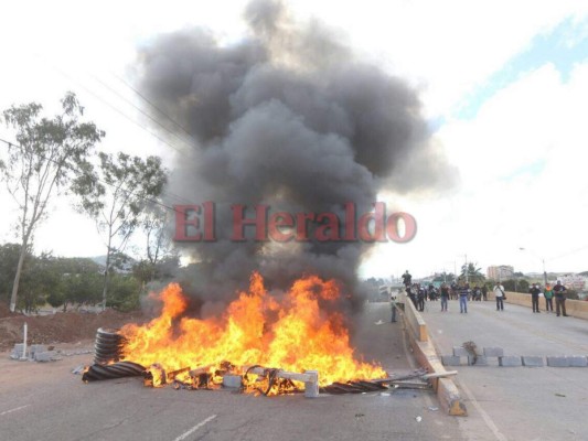 Alianza de Oposición realiza tomas en la capital durante investidura de Juan Orlando Hernández