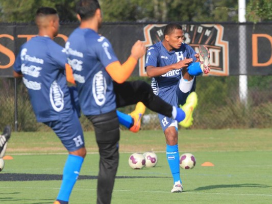 Entrenamiento de la Selección de Honduras en las canchas del Houston Dynamo