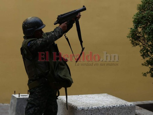 FOTOS: Protestas del viernes terminaron en saqueos de tiendas en Honduras