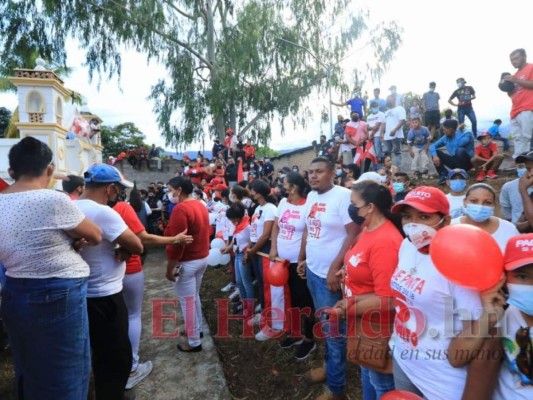 Entre consternación y llanto entierran a 'Paquito' Gaitán, alcalde de Cantarranas