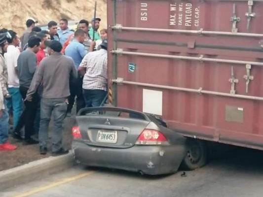 Un joven quemado vivo y el crimen contra transportista, entre los sucesos de la semana