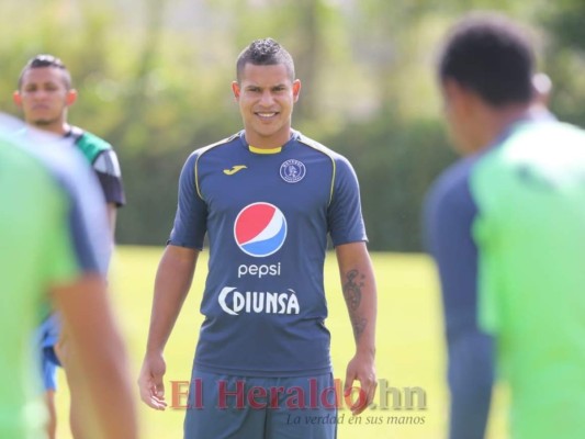 FOTOS: Así fue el primer día de entrenamiento de Óscar Salas con Motagua