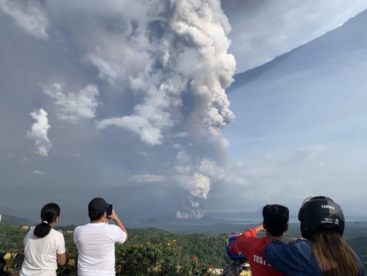 FOTOS: Volcanes, terremotos e inundaciones, los fenómenos que han golpeado al mundo