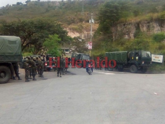 FOTOS: Tomas y desalojos en distintas carreteras de Honduras