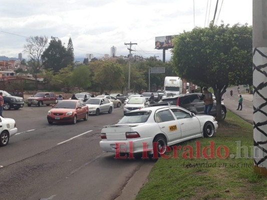 FOTOS: La masiva movilización de médicos y maestros en la capital de Honduras