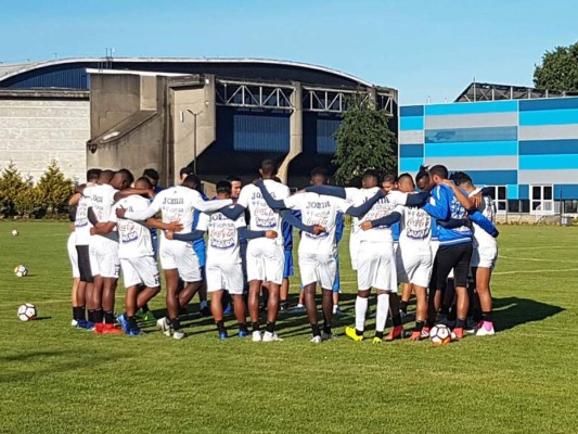 Así se prepara la selección de fútbol de Honduras en Temuco, previo al duelo ante Chile