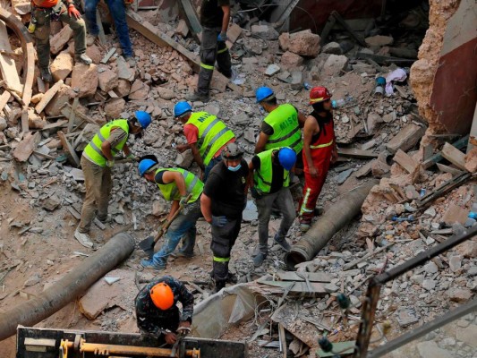 FOTOS: Suspenden búsqueda de sobrevivientes en Beirut tras explosión