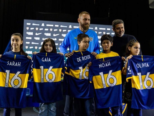 FOTOS: Así fue la presentación de Daniele De Rossi en el Boca Juniors de Argentina