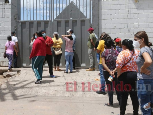 FOTOS: Abarrotado el centro de triaje del Infop a pocas horas de su inauguración