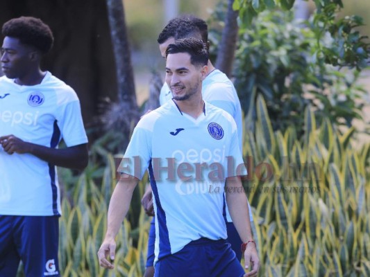 FOTOS: Así le dieron la bienvenida a Marcelo Canales en el entreno de Motagua