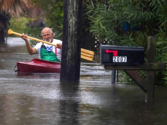 Destrozos e inundaciones por el paso de la tormenta Beta en Texas (FOTOS)