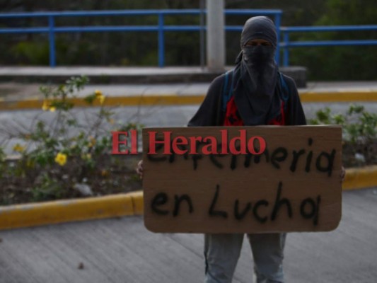 Lo que no se vio de la protesta y tomas del MEU frente a la UNAH