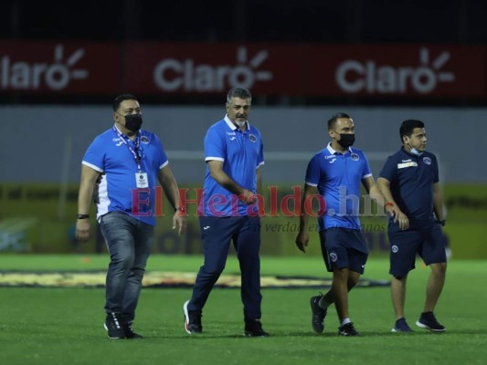 Estadio lleno y show de la Mega Barra: Así se vive el ambiente en el Real España-Motagua