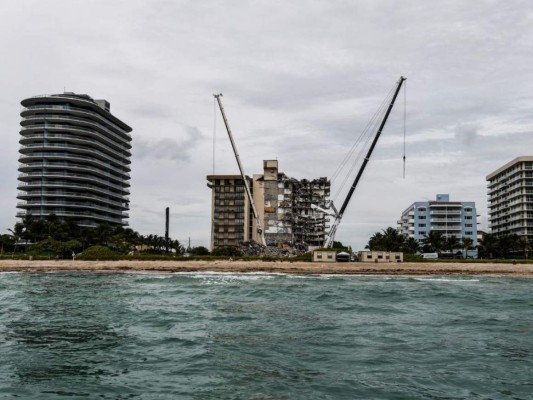 FOTOS: Sexto día de búsqueda de sobrevivientes tras colapso de edificio en Miami