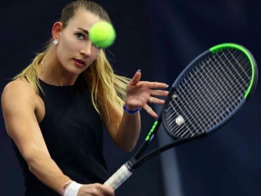 Así es Yana Sizikova, tenista rusa detenida por amaño de partidos en Roland Garros