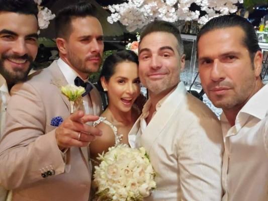 FOTOS: Así lució Carmen Villalobos en su romántica boda con Sebastián Caicedo