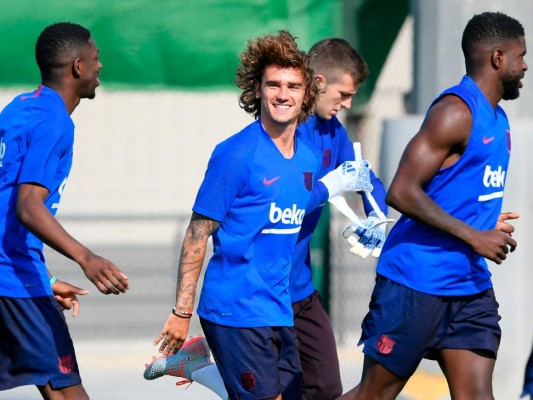 Las fotos que dejó el primer entrenamiento de Griezmann con la plantilla del Barcelona