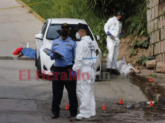 Llanto y dolor en el barrio Buenos Aires: escena de un doble crimen (FOTOS)