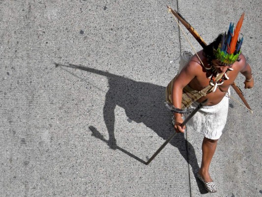 FOTOS: Miles marchan en tercer día de paro nacional contra Iván Duque  