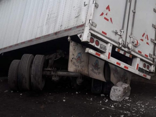 Fotos: Las imágenes que dejó el fuerte choque entre rastra y dos pick up en Zambrano